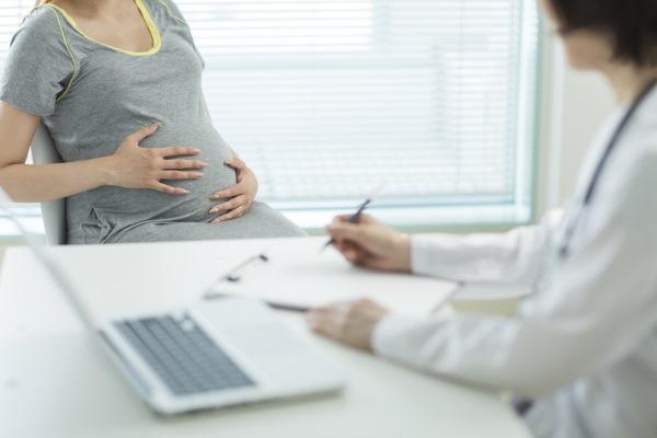 Конъюнктивит при беременности, чем опасен (симптомы и лечение)