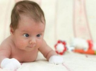 Косоглазие у новорожденных до года – когда проходит, причины и лечение (фото)