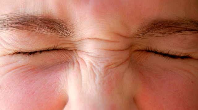 Аллергический отек глаз и век — причины и лечение. Как снять отек быстро